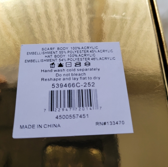 Michael Kors Hat and Scarf - Picture 5 of 7